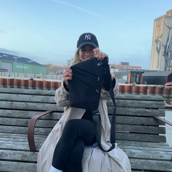 Nomadiq™ – De slimme anti-diefstal tas voor onderweg