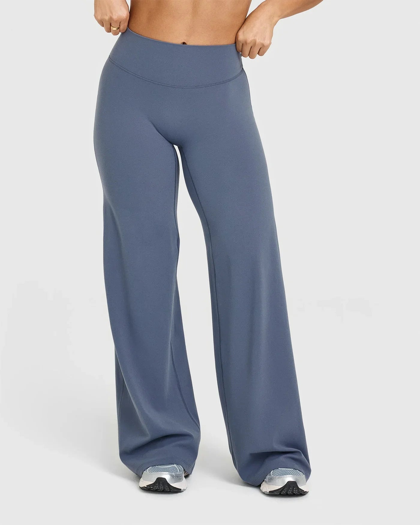 NovaForm™ Straight Leg Pants