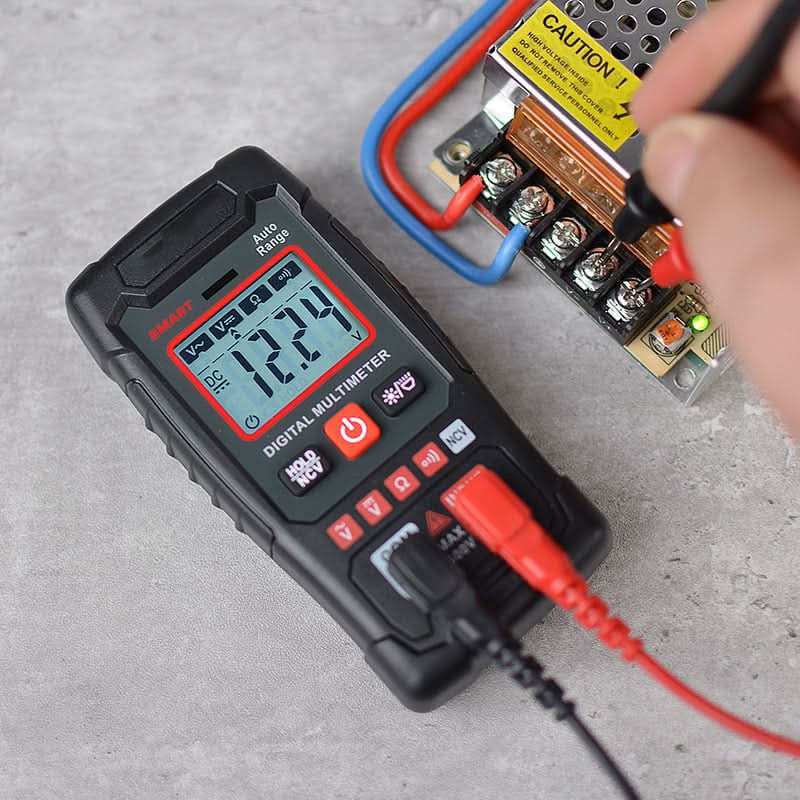 Voltura™ Smart Multimeter – Compact, Slim en Veilig Meten