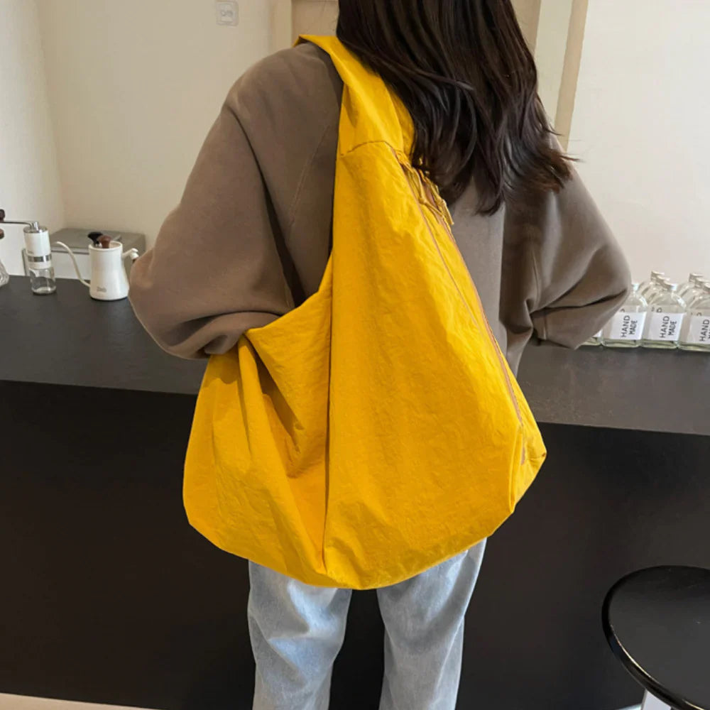 Nalya™ Hobo Bag – Stijlvol, Duurzaam & Praktisch