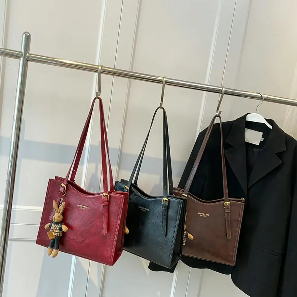 BelleVe™ – Tijdloze Elegantie in Vegan Leer
