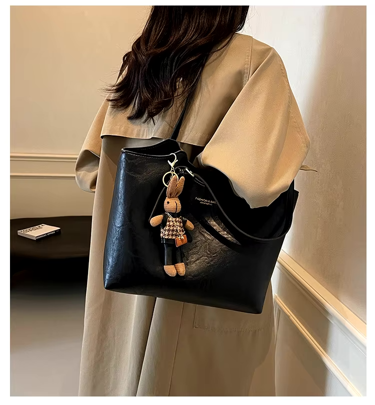 Nomade Luxe Tote – Tijdloze Stijl & Praktische Ruimte