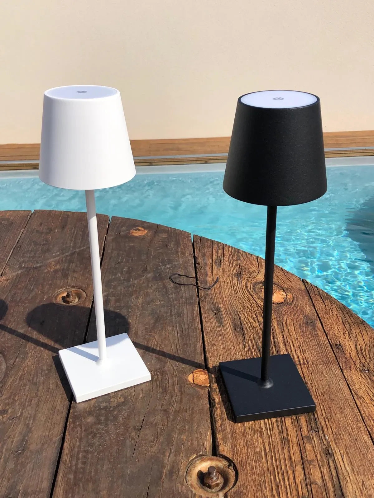 EcoLume™ - Draadloze oplaadbare tafellamp