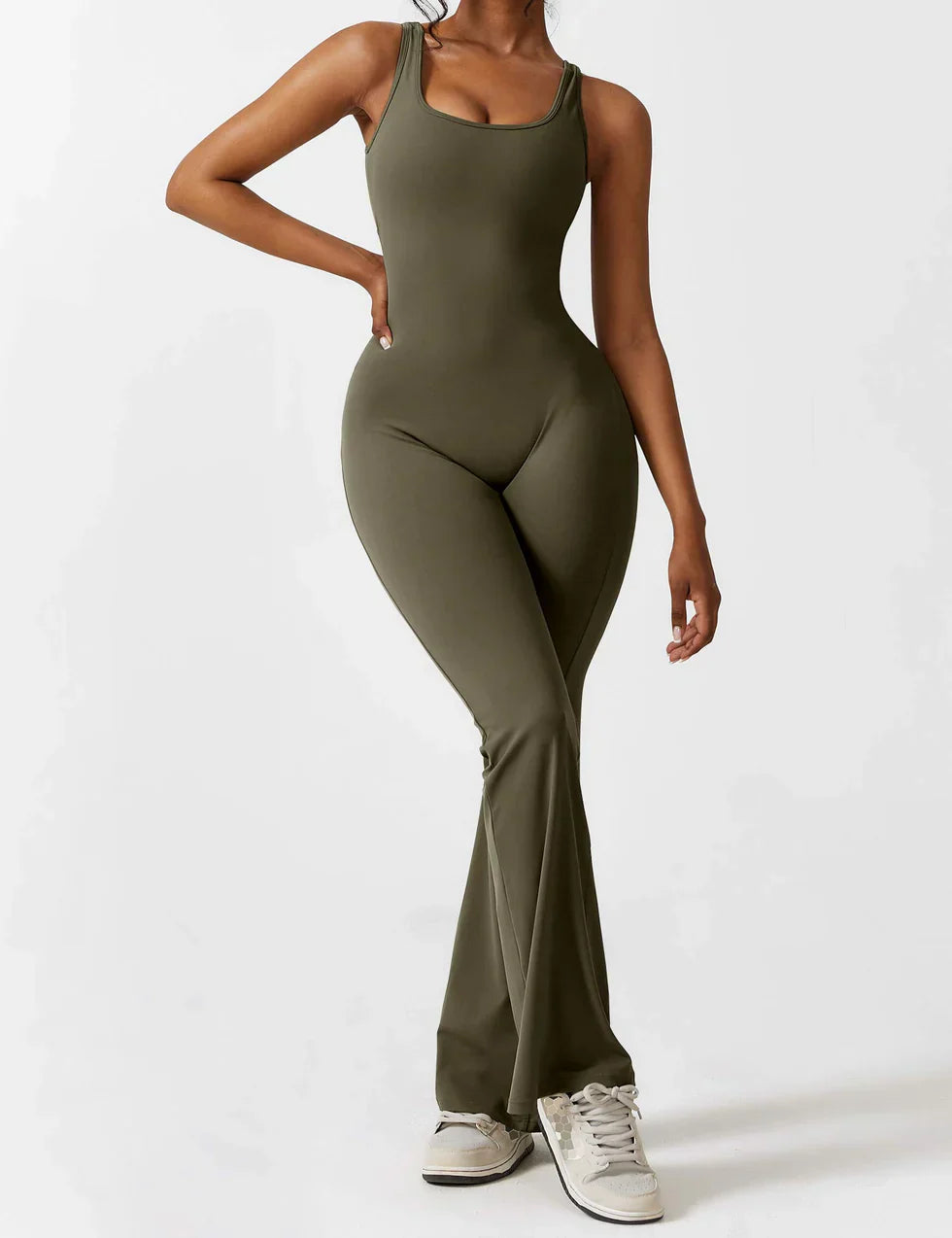 VedaFit™ – Jumpsuit met Flared Fit & Sculpting Effect!