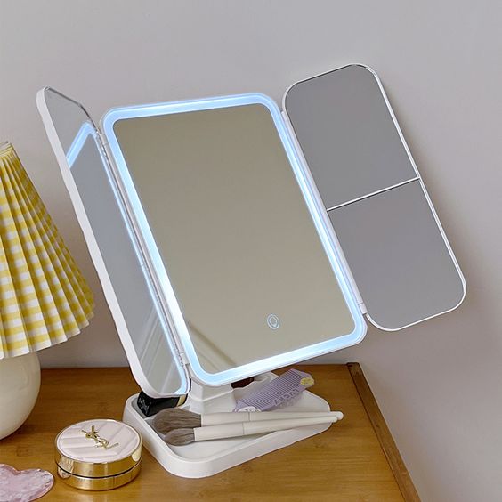 GlowGo™ - Jouw Essentiële Make-up Spiegel voor Onderweg