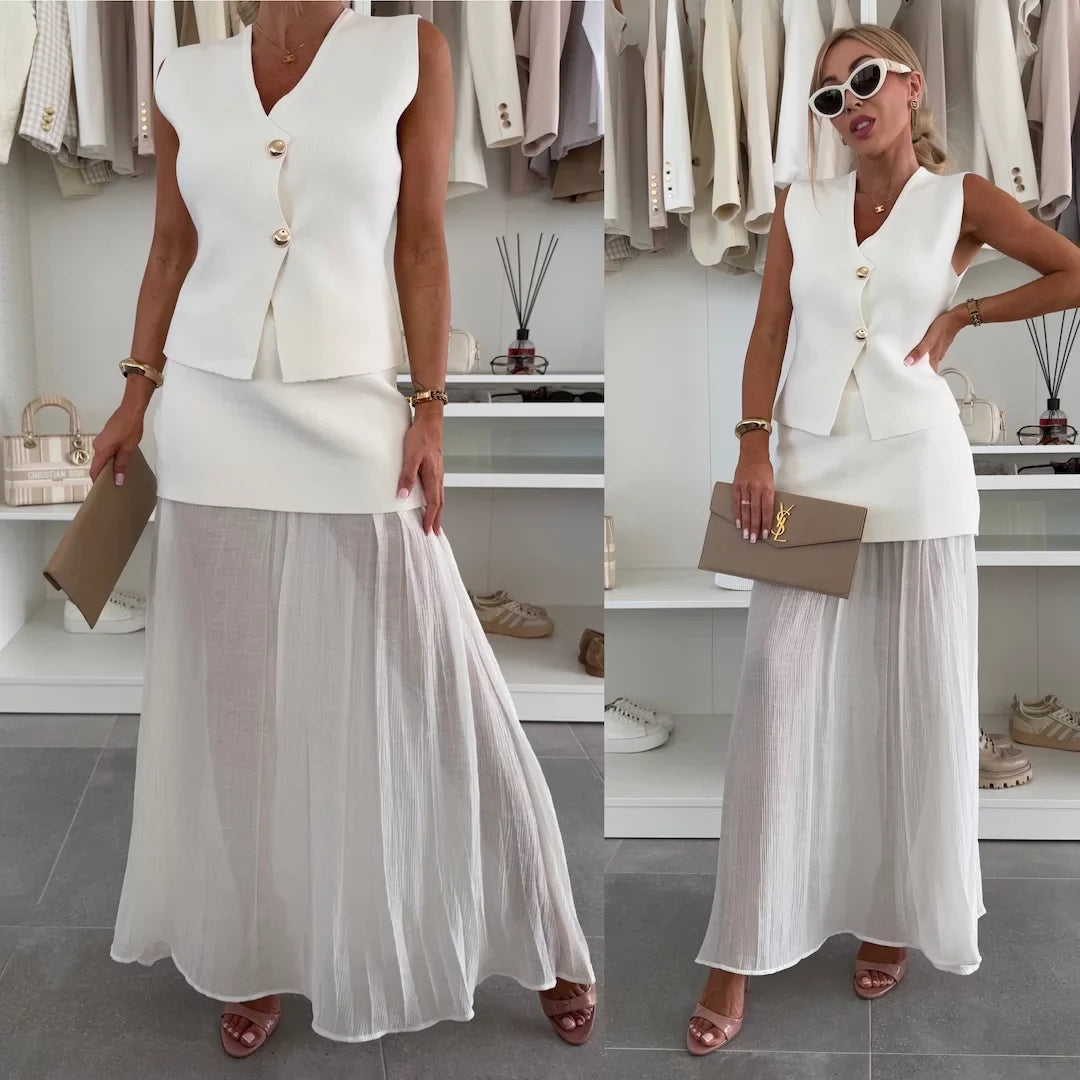 VogueVista - V-hals Vest & Plooirok Set