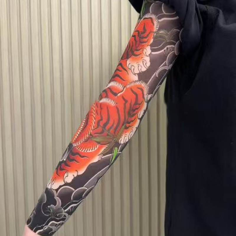 INKSLEEVE™ – De Ultieme Tattoo Arm Sleeve met Stijl én Bescherming | 1+2 GRATIS