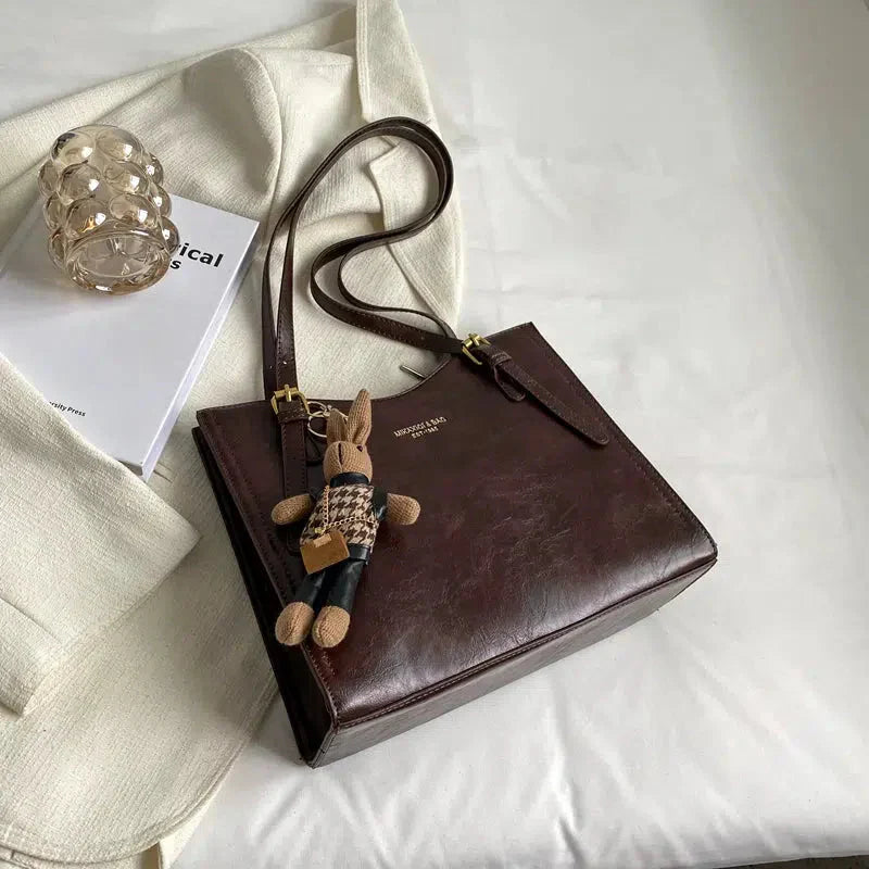 BelleVe™ – Tijdloze Elegantie in Vegan Leer