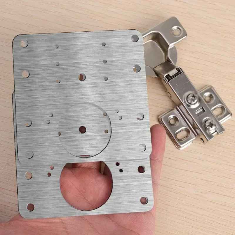 FixiHold™ HingeSaver – Herstel je Kastdeuren in Minuten