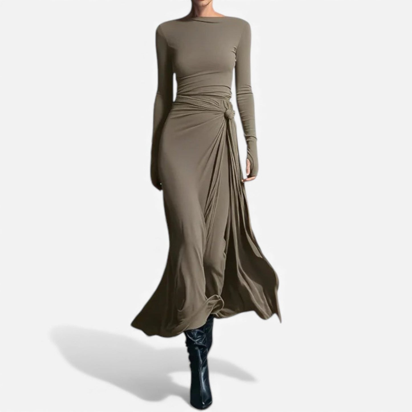 Velmira™ | Lang Elegante Damesjurk met Vloeiende Lijn