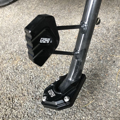 MotoGrip™ – Antislip kickstandplaat voor motorfiets
