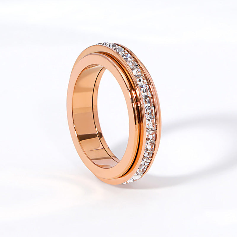 AureliaTurn™ – Luxe Draaiende Zirkonia Ring
