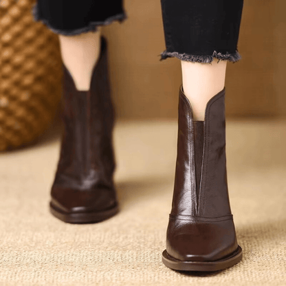 Civona: De luxe enkellaarsjes die stijl en comfort herdefiniëren